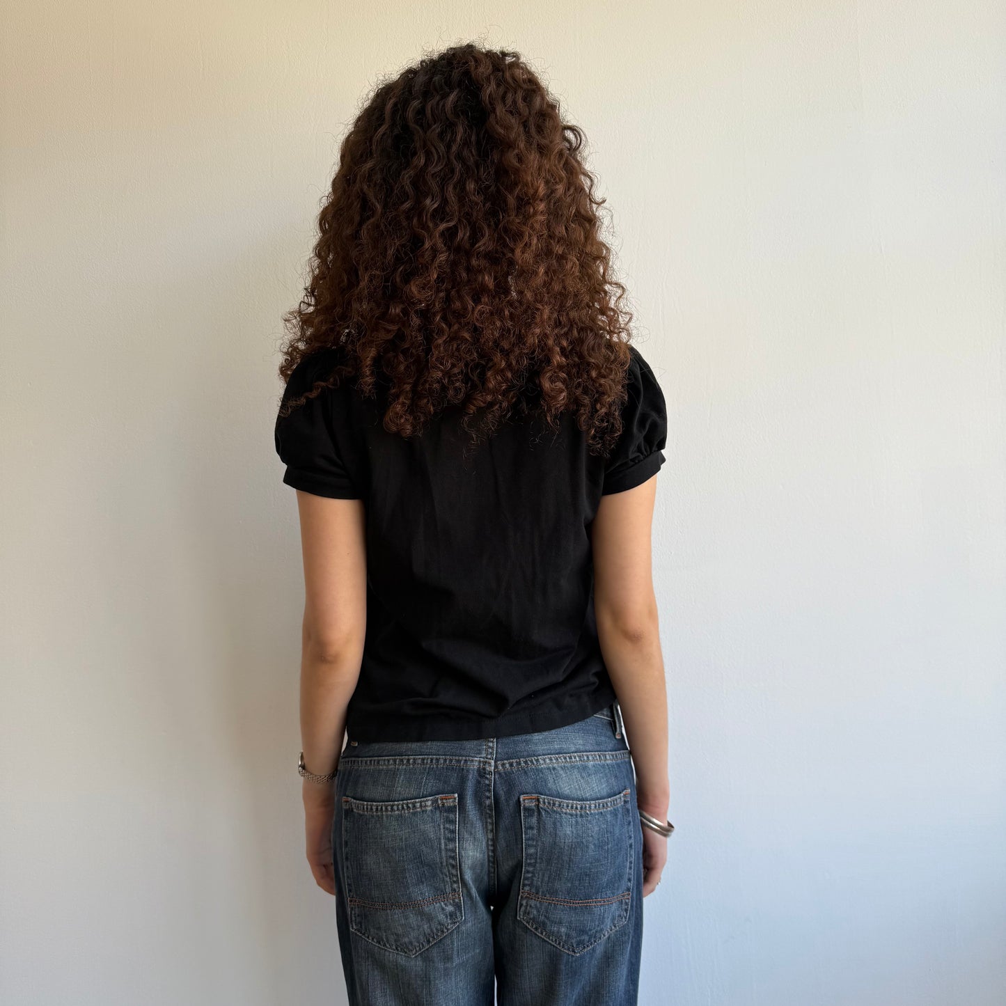 Black short sleeve pea top - Size M/L