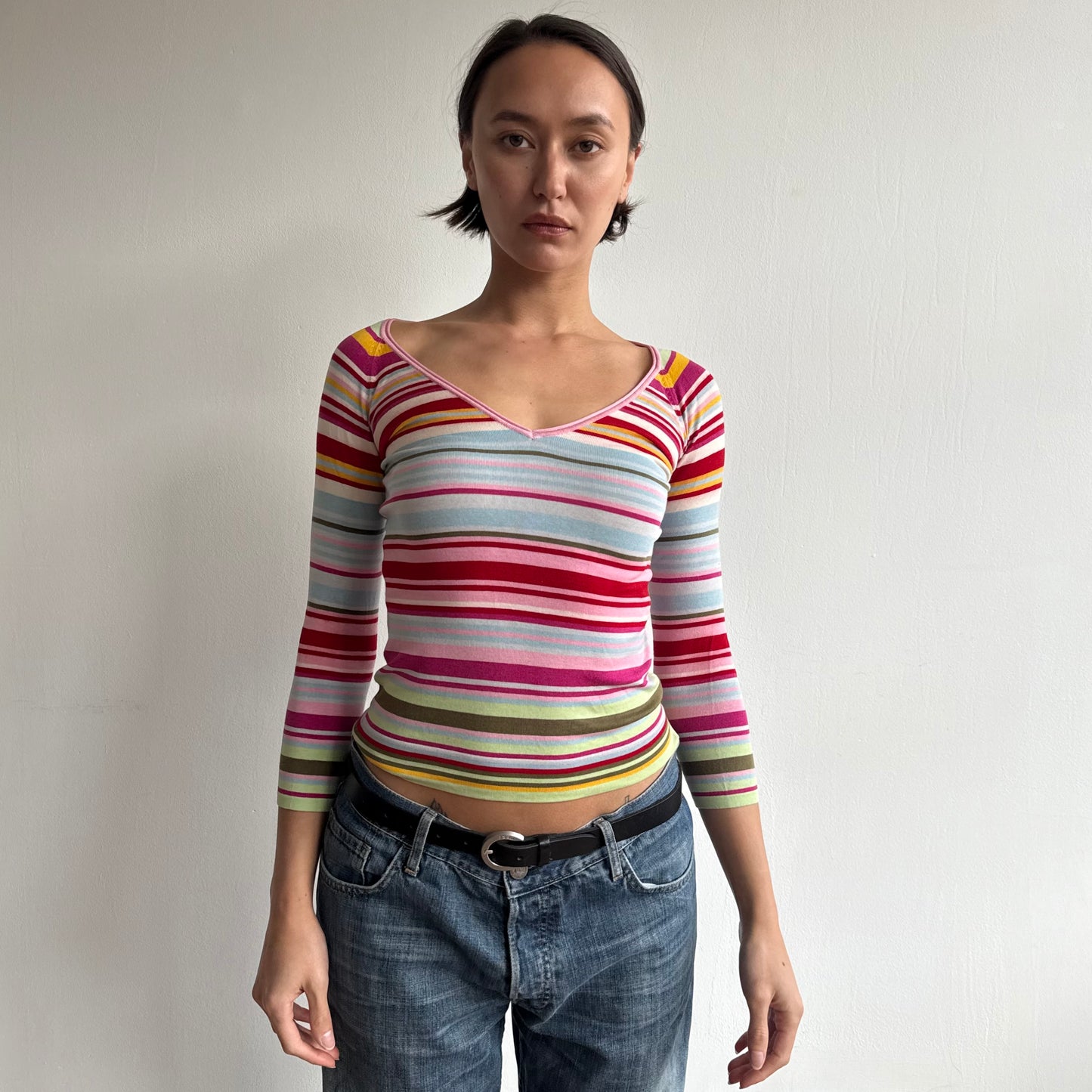 Rainbow striped v-neck knit - Size S