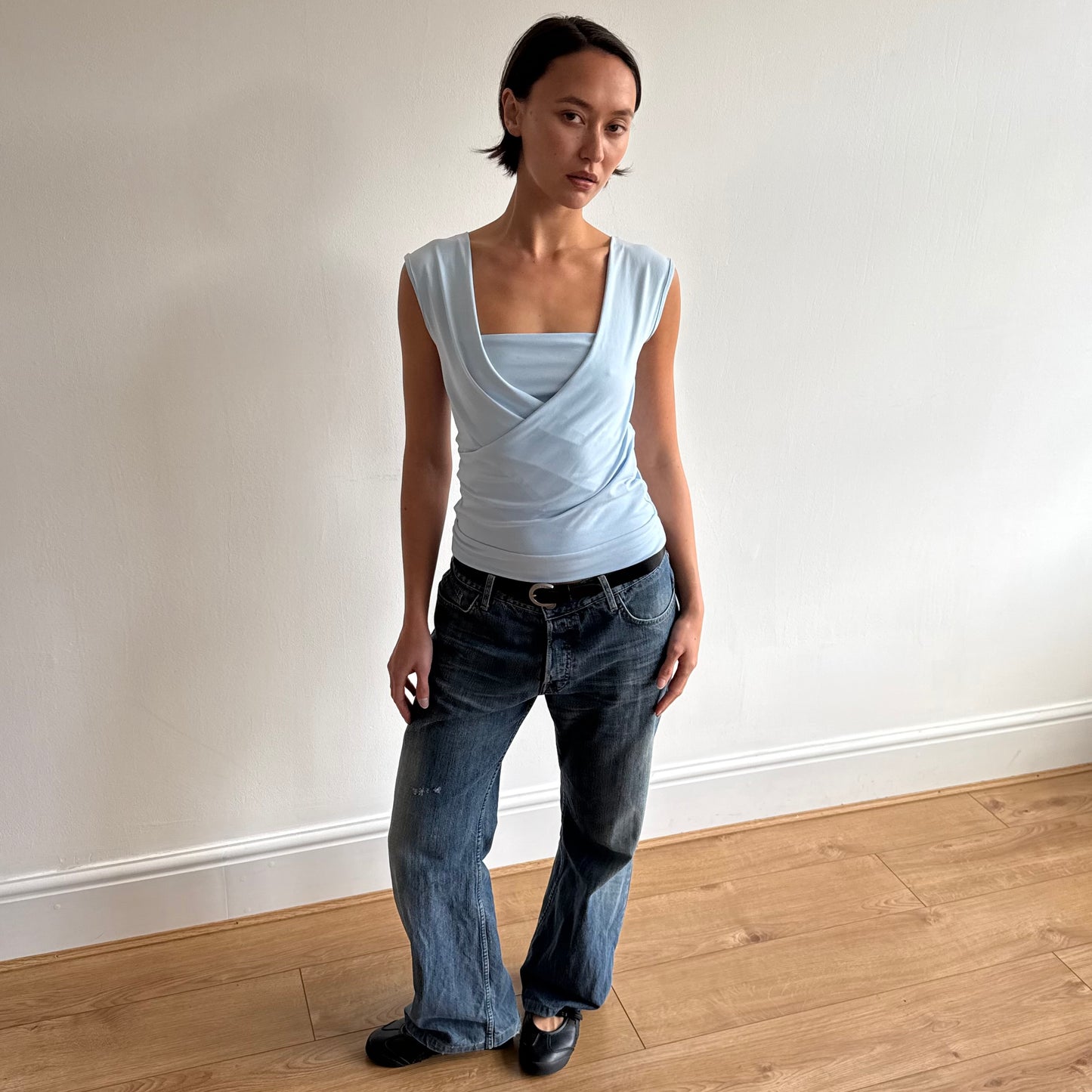 ‘The Keyhole Top’ sleeveless - Sky