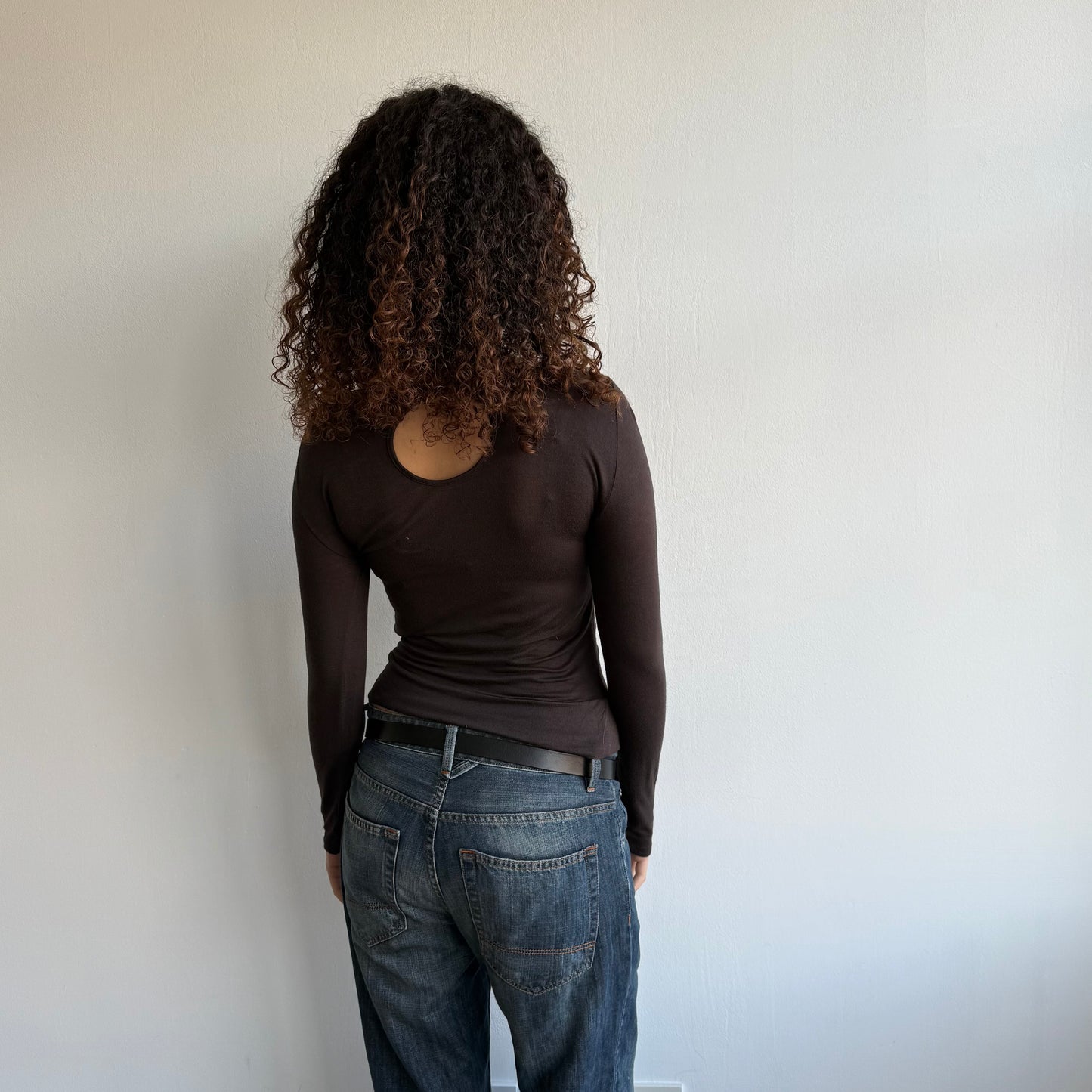 Brown keyhole slouchy top - Size S