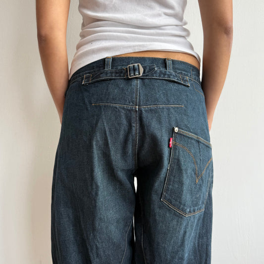 Levi’s Engineered cinch jeans - Size 32/34”