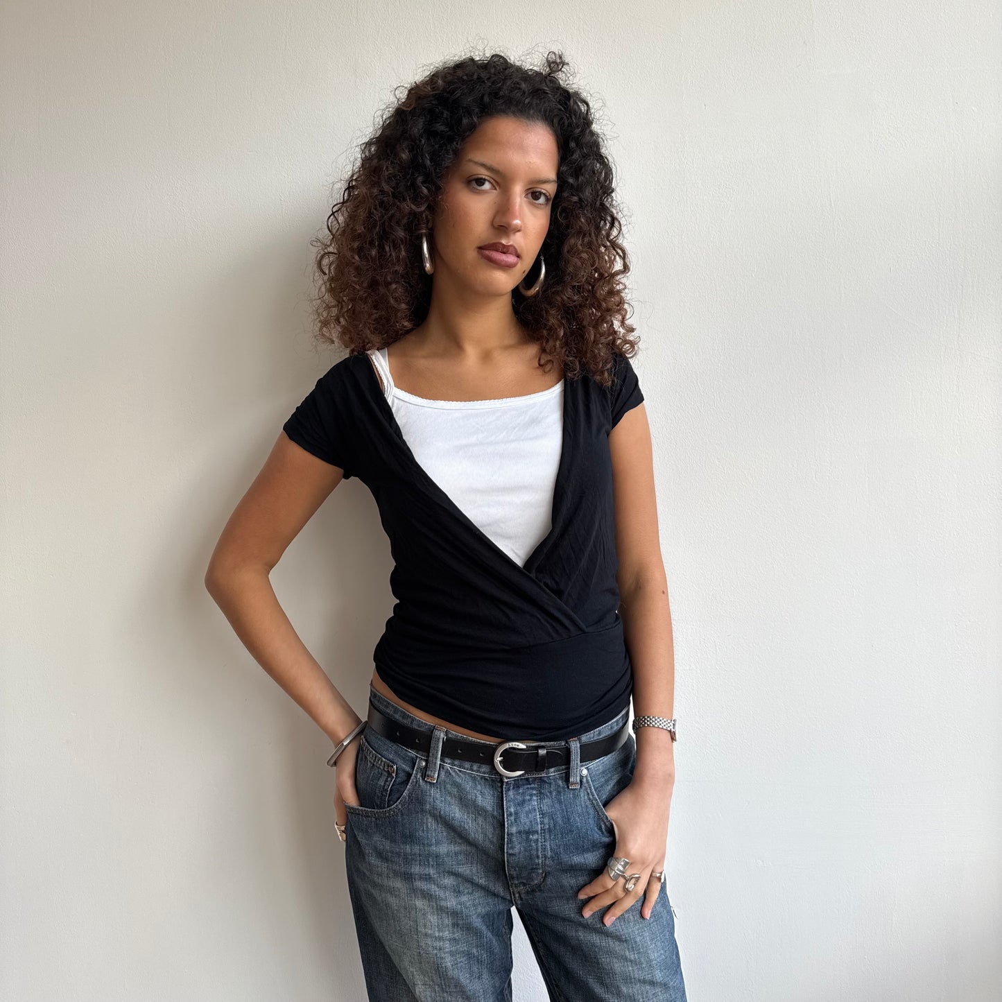 Black wrap V-front top - Size M