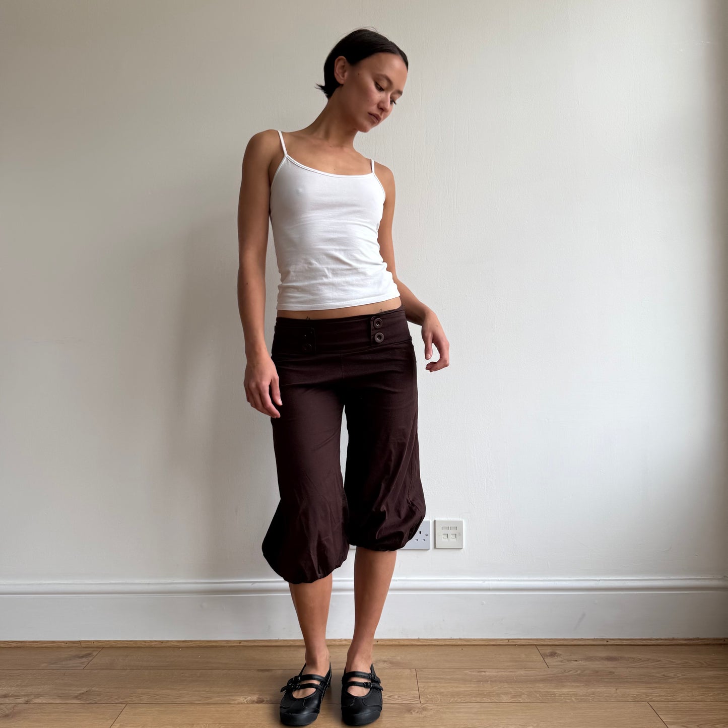 Brown button bubble capris - Size M