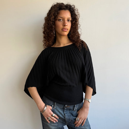 Black batwing knit - Size M/L