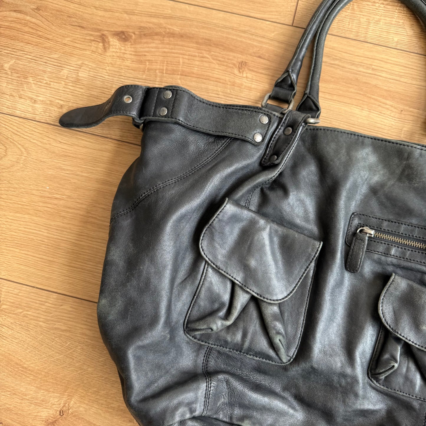 Black leather buckle bag - One Size