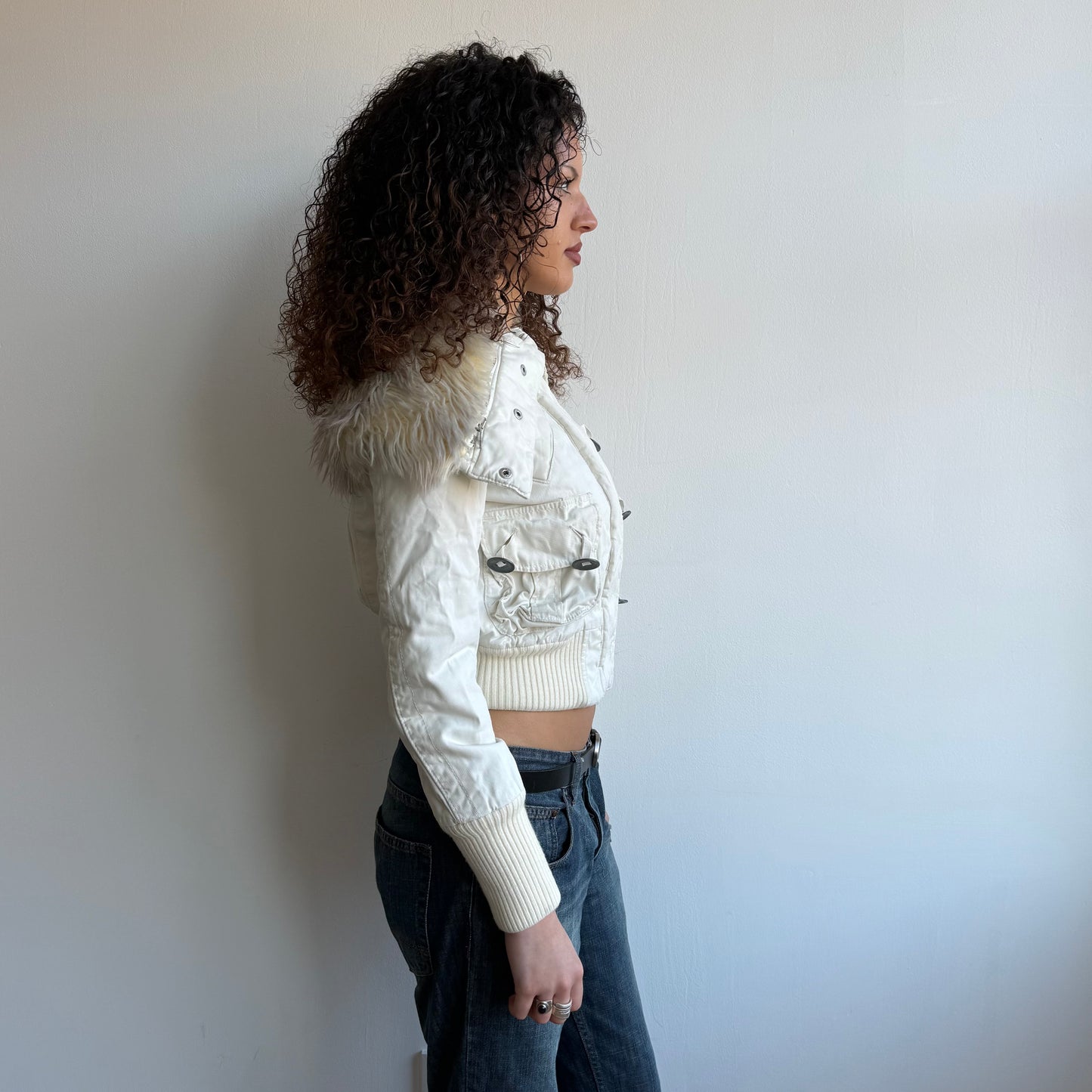 White fur collar bomber - Size S