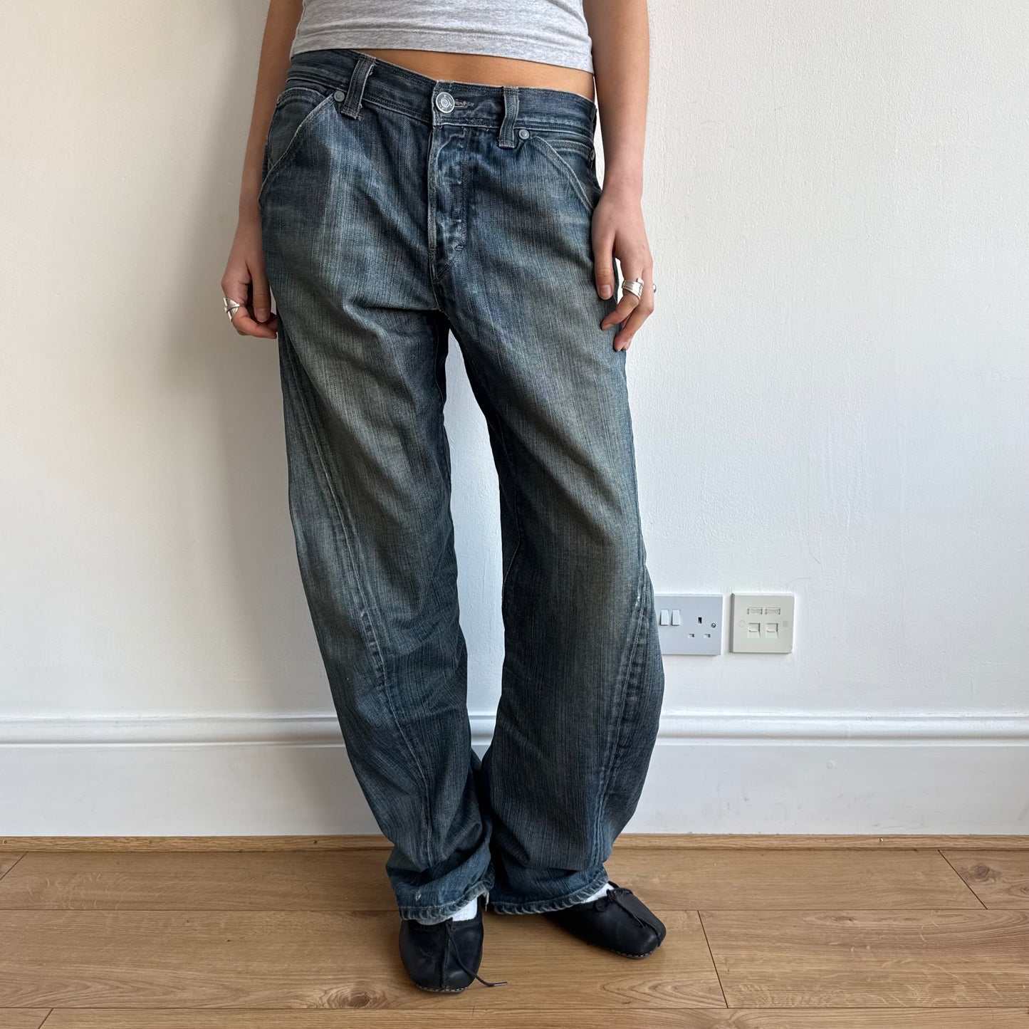 Levi’s Engineered button jeans - Size 32x34