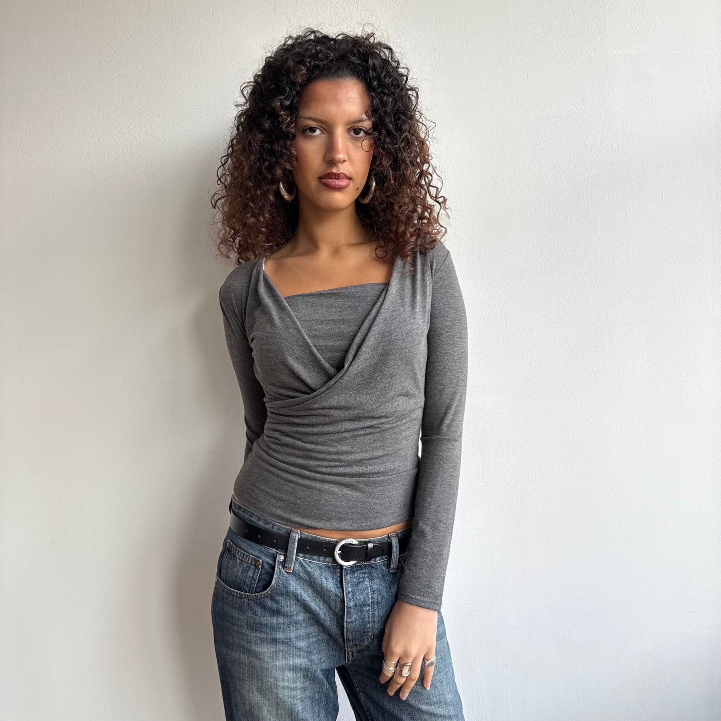 Charcoal grey keyhole top - Size S