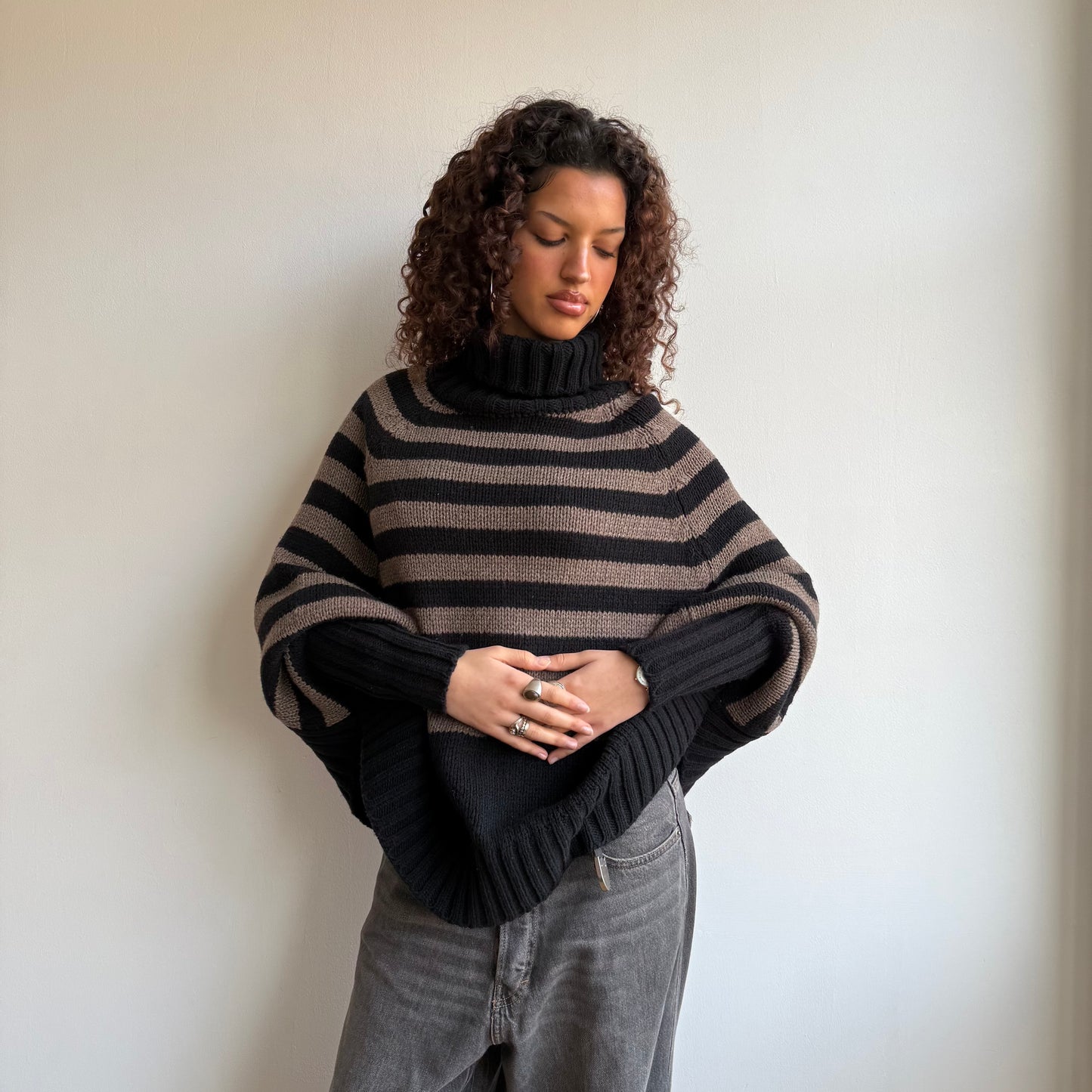 Brown batwing roll neck - Size M