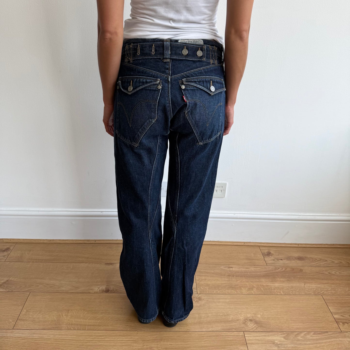 Levi’s Engineered dark wash button jeans - Size 29x32”