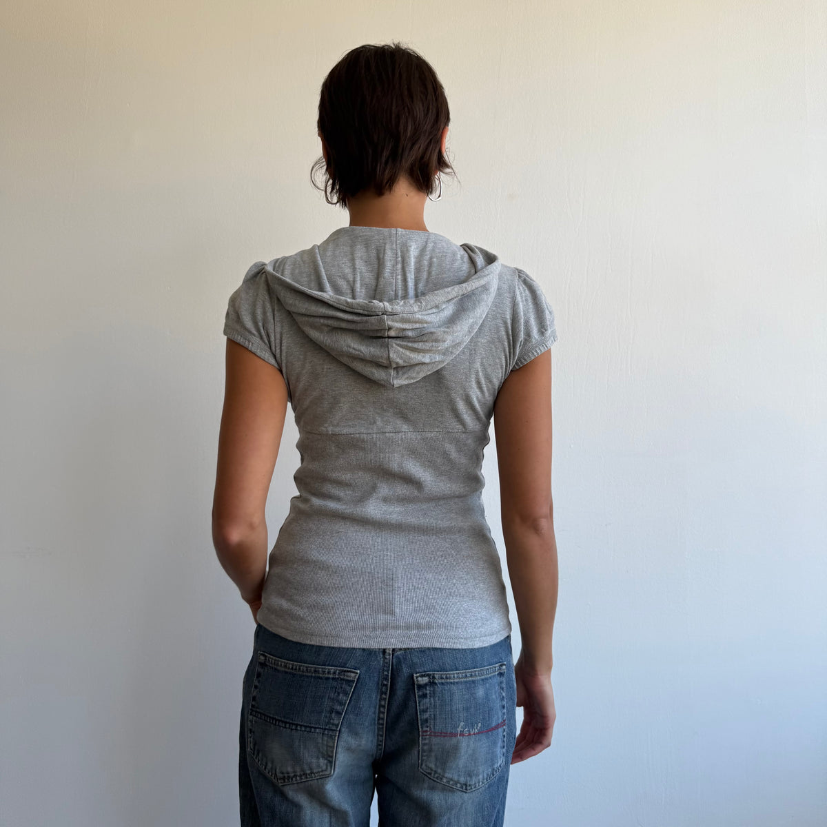 Grey short sleeve hoodie - Size M