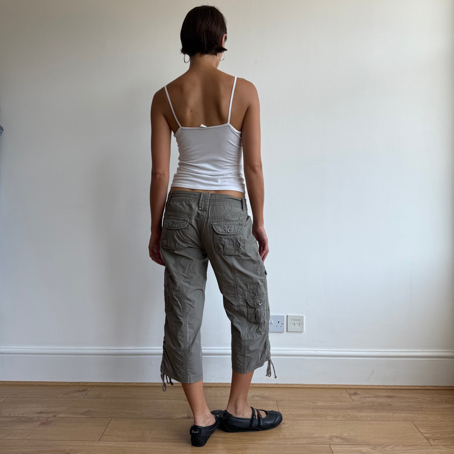 Khaki cargo ruched leg capris - Size M
