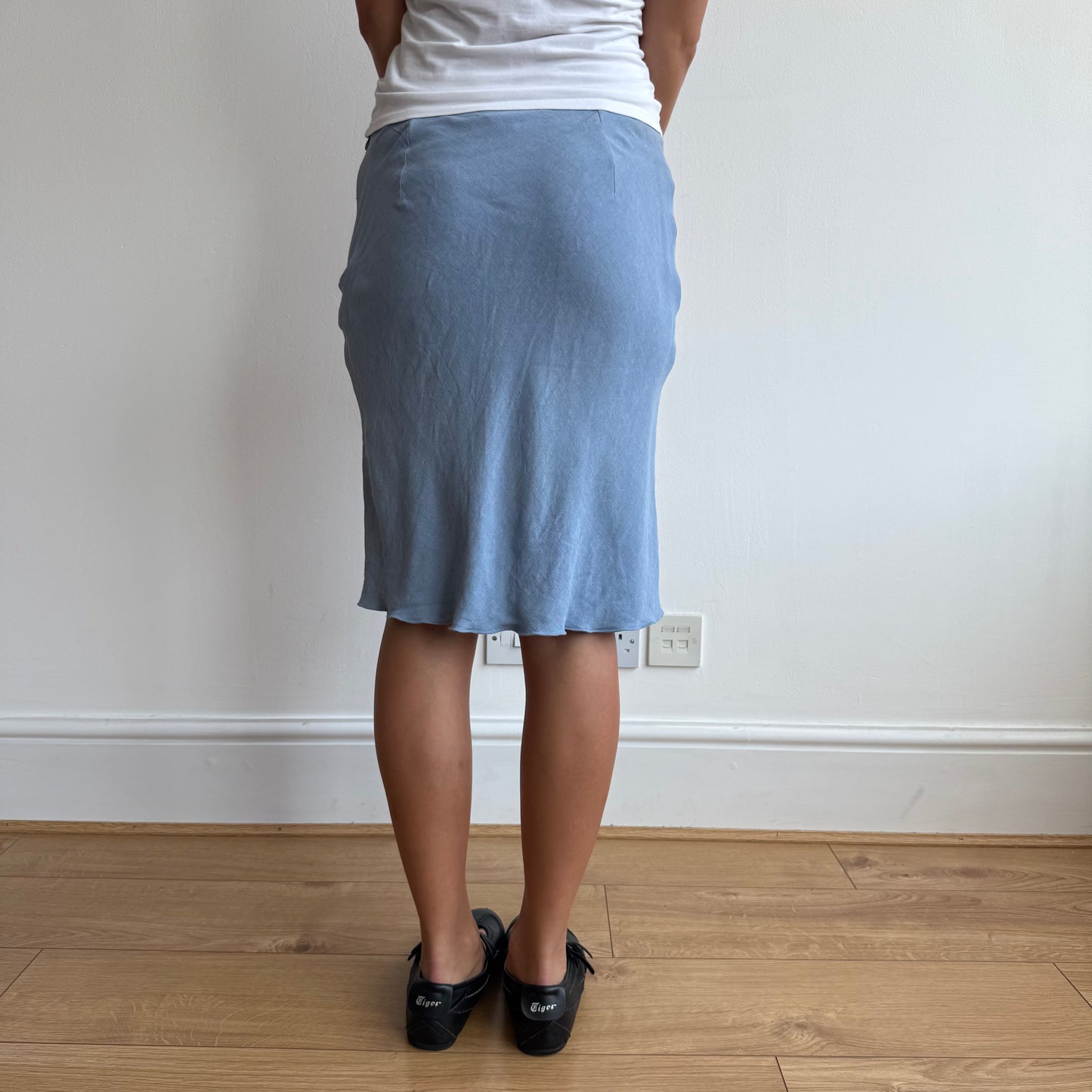 Powder blue linen midi skirt - Size XS