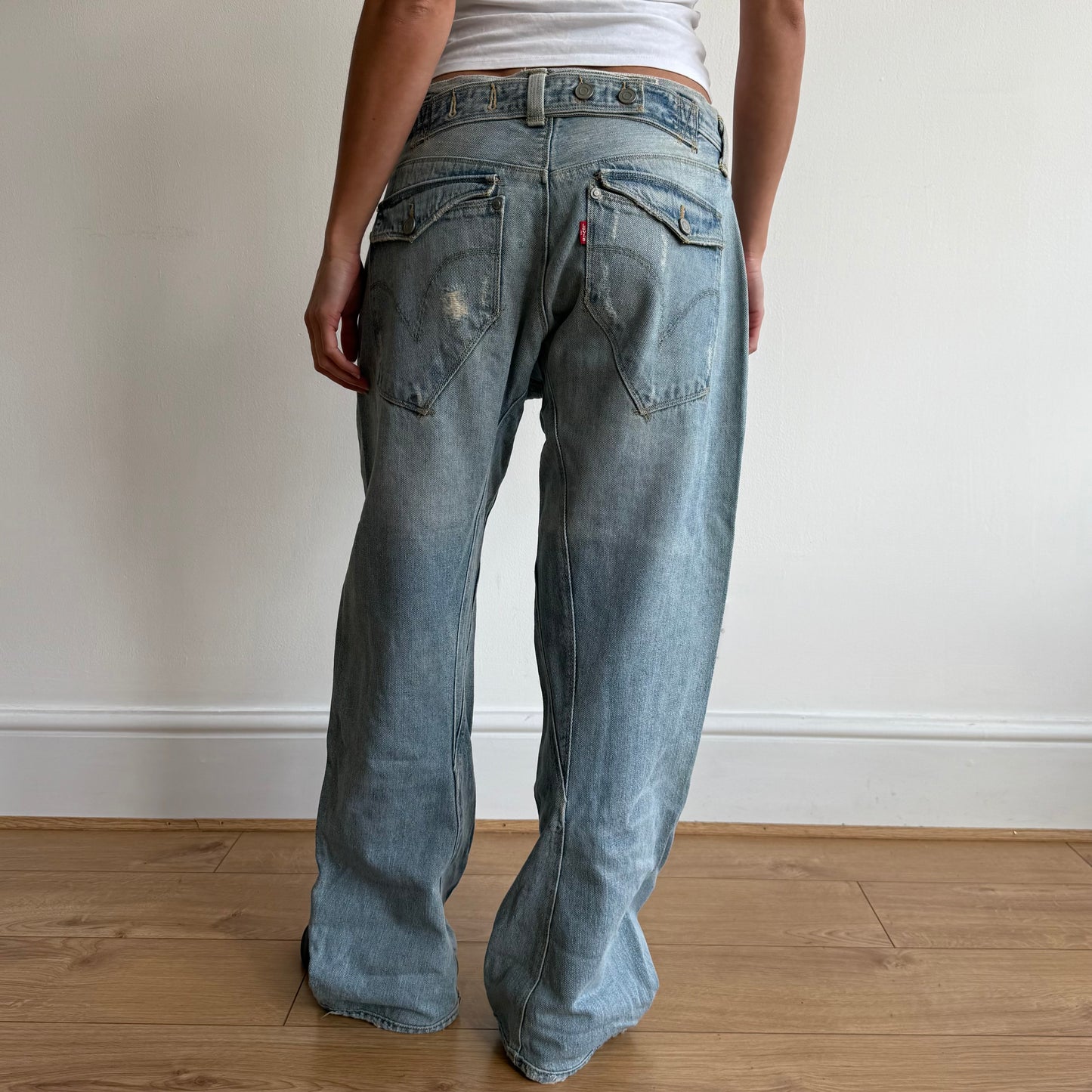 Levi’s Engineered button jeans - Size 32x34