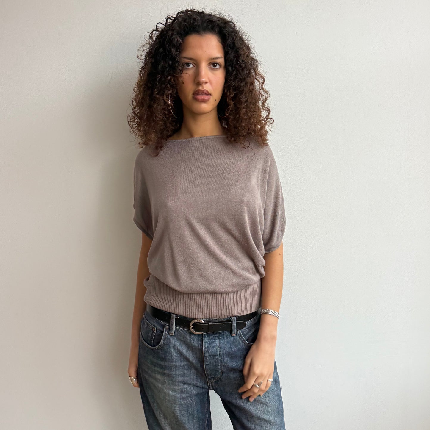 Short sleeve taupe slouchy knit - Size S/M