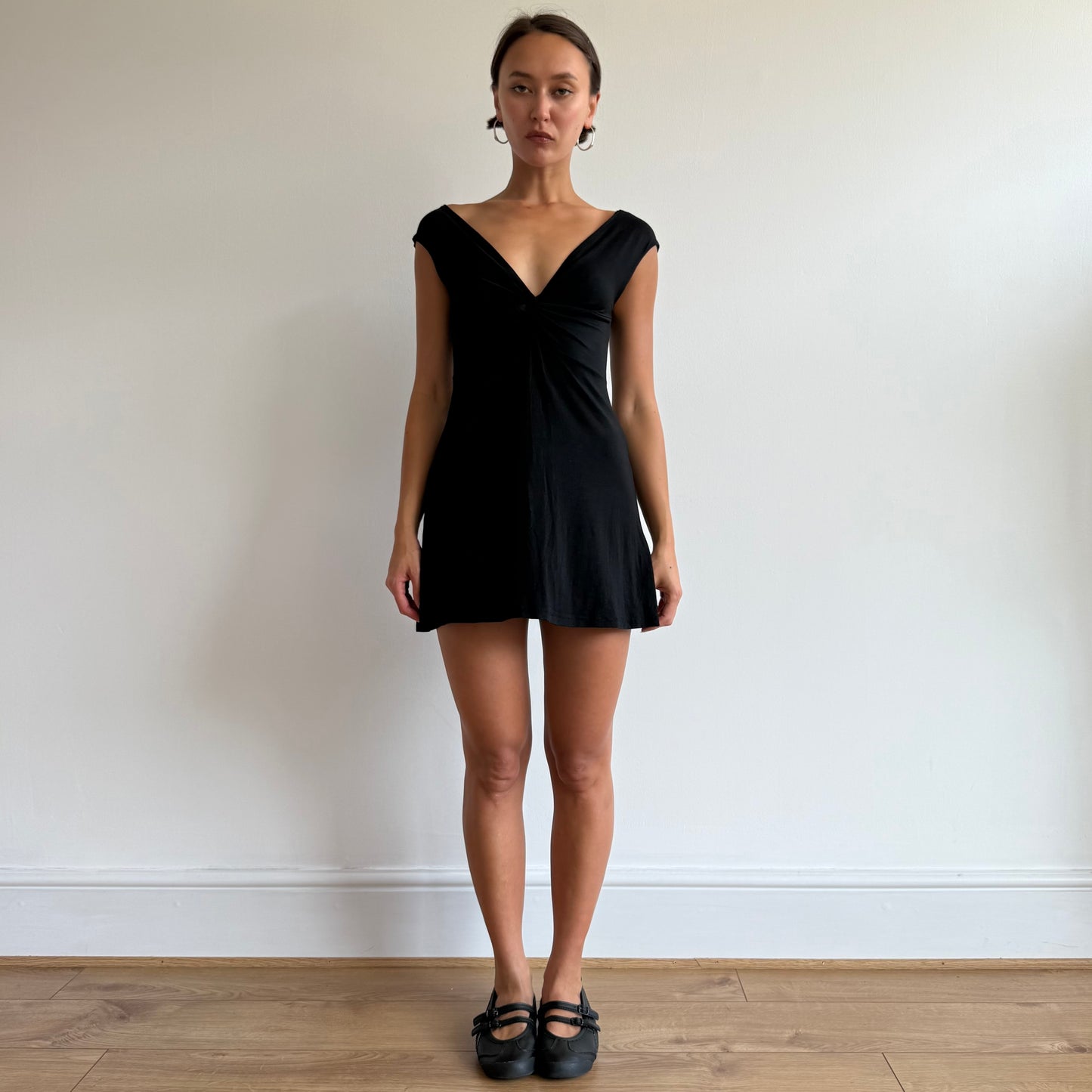 Black twist keyhole mini dress - Size S