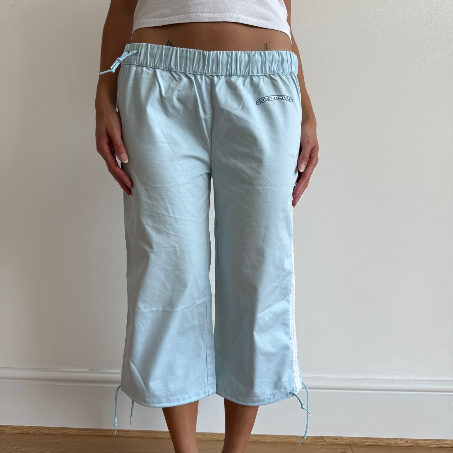 Baby blue Nike toggle capris - Size S