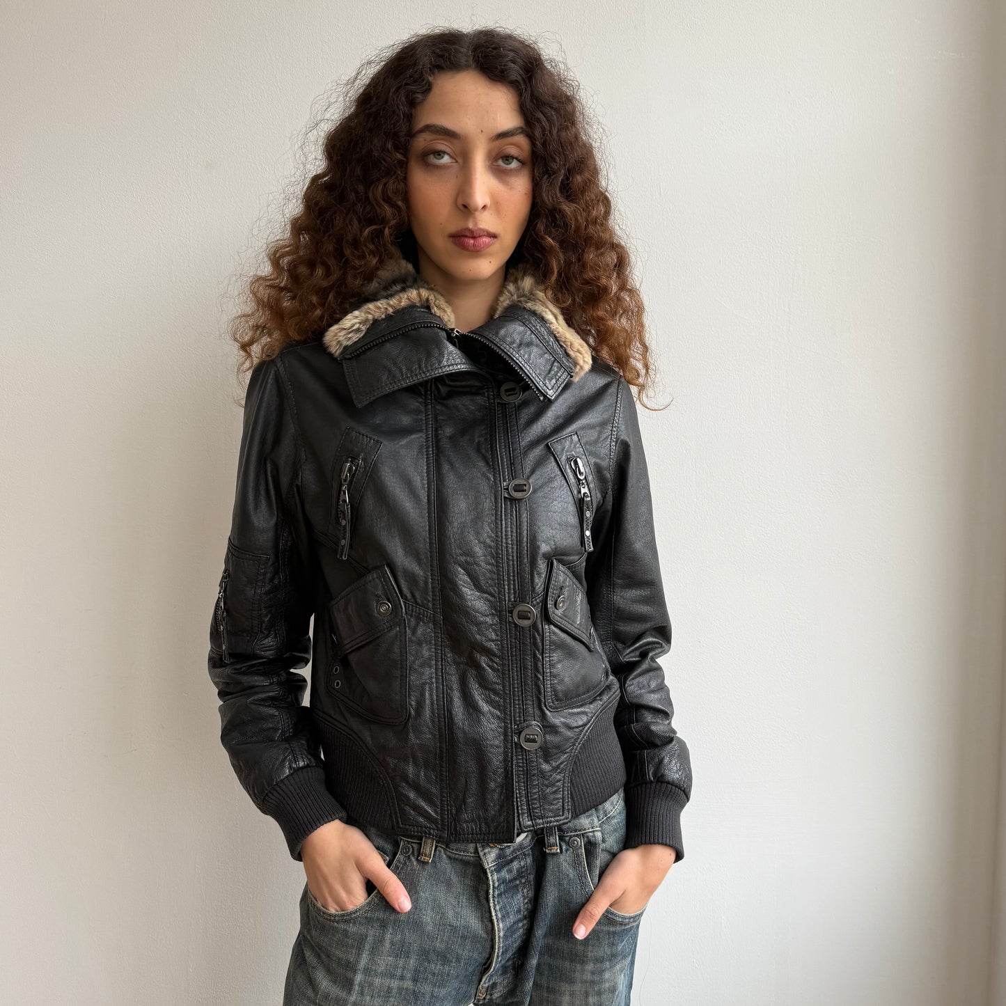 Black leather fur bomber jacket - Size M