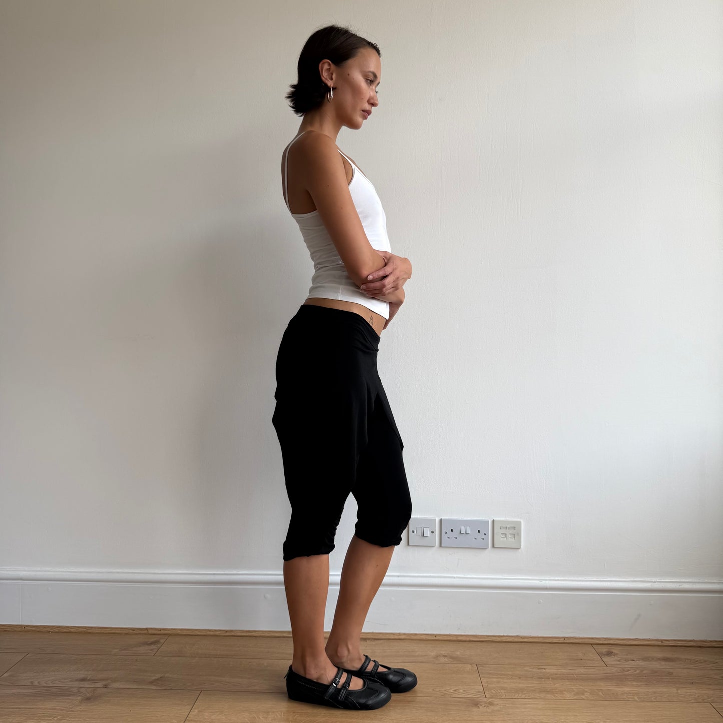Black wrap front capris - Size XS