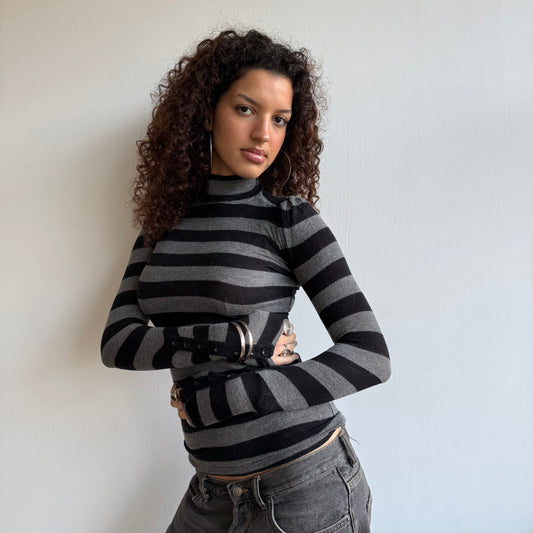 Striped button roll neck - Size S