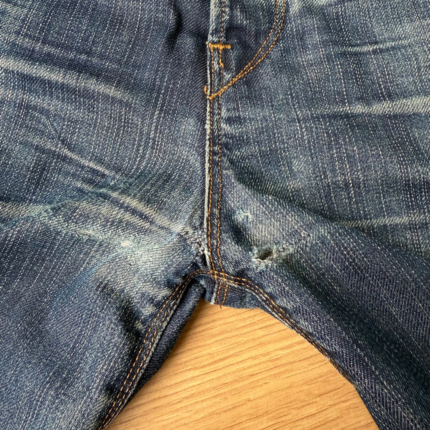 Levi’s Engineered jorts - Size M