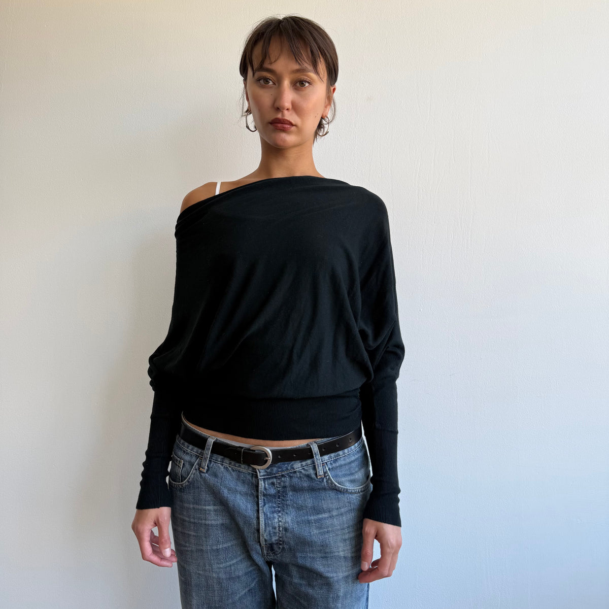 Black slouchy batwing jumper - Size M