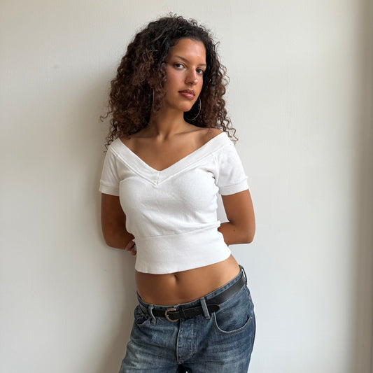 White v-neck top - Size S