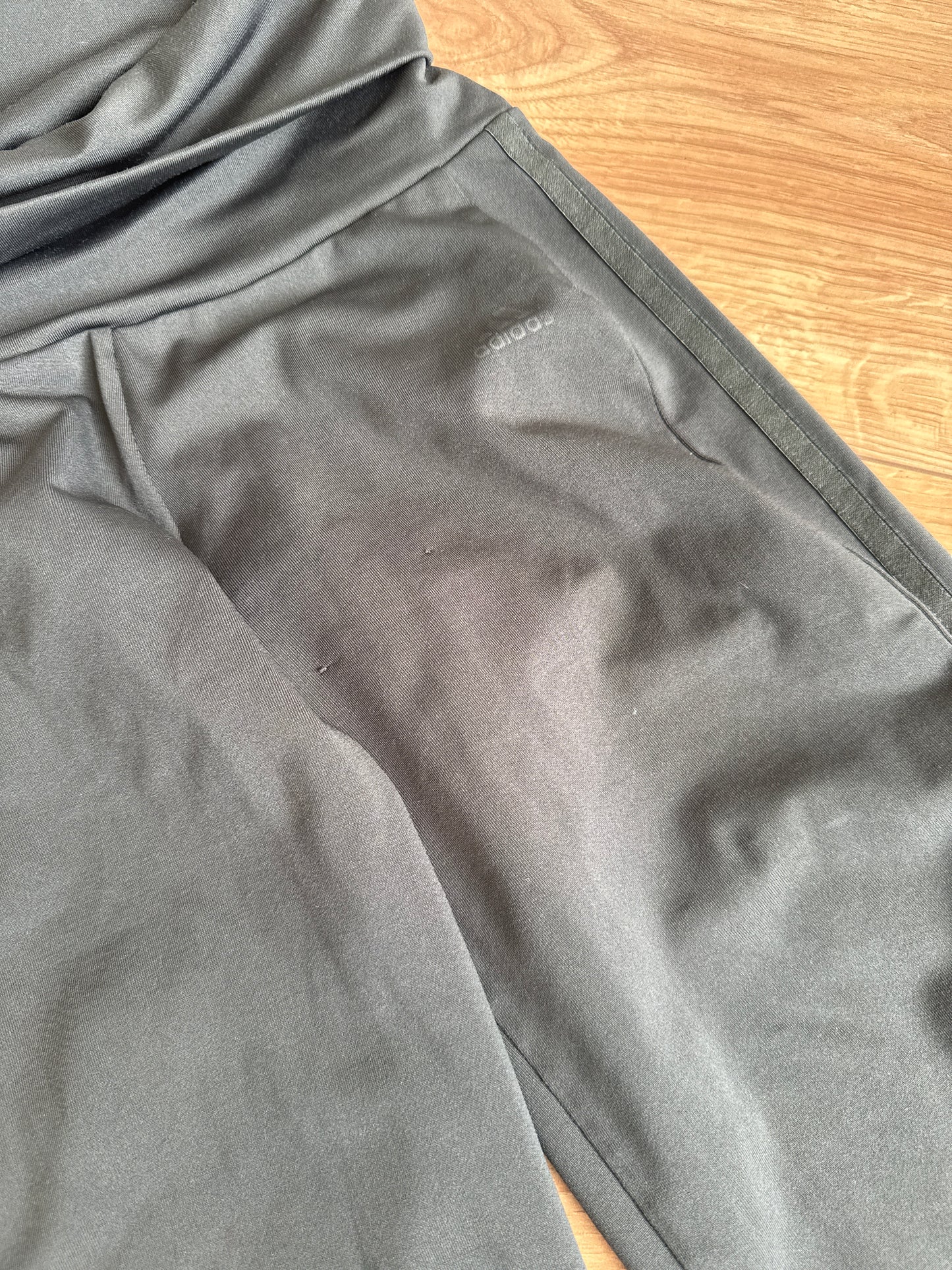 Khaki Adidas stripe flared yoga pants - Size S-M