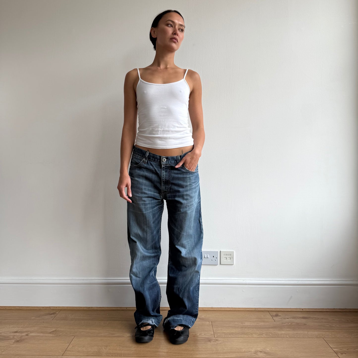 Levi’s cinch back jeans - Size 34x34