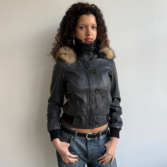 Black leather bomber with fur hood - Size S
