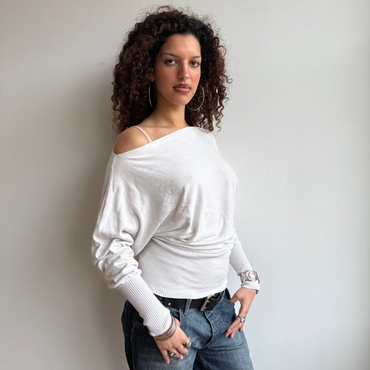 White slouchy knit jumper - Size M