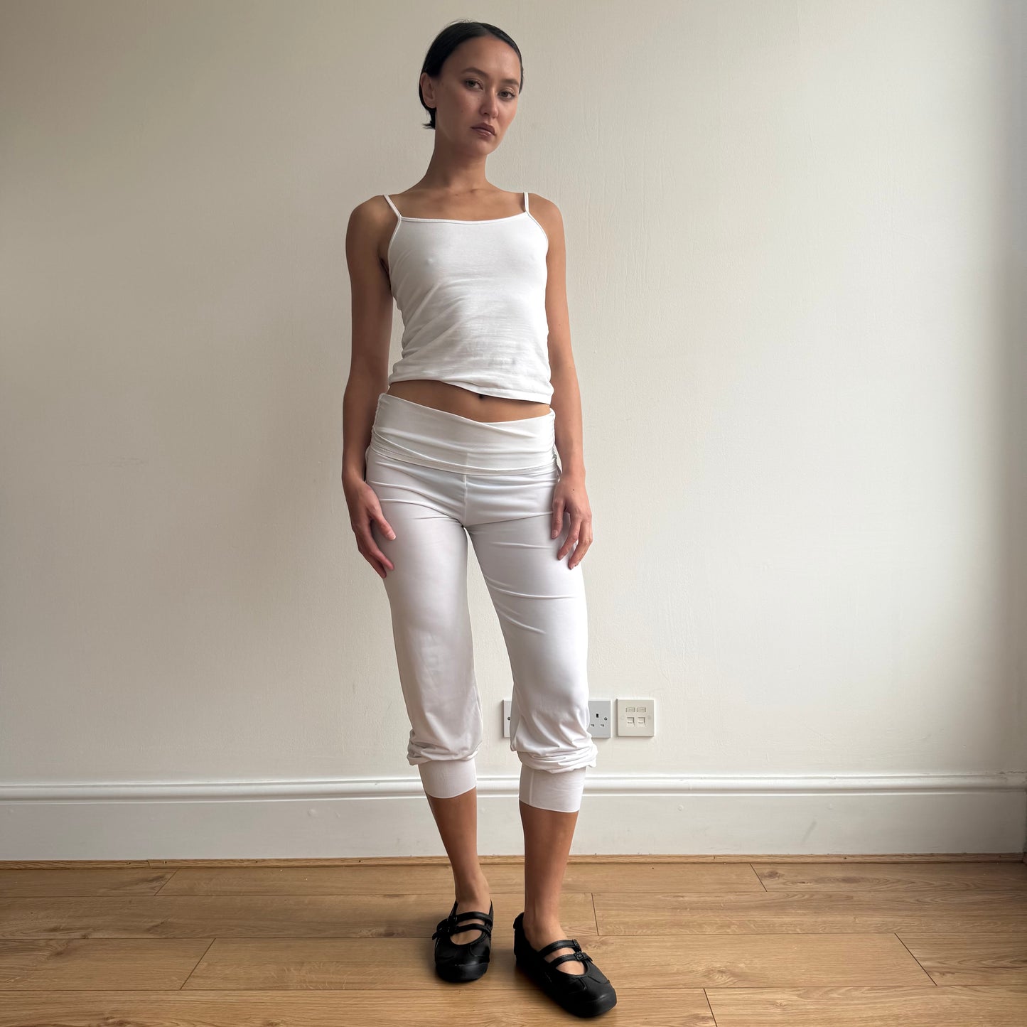 White adjustable ruched capris - Size S