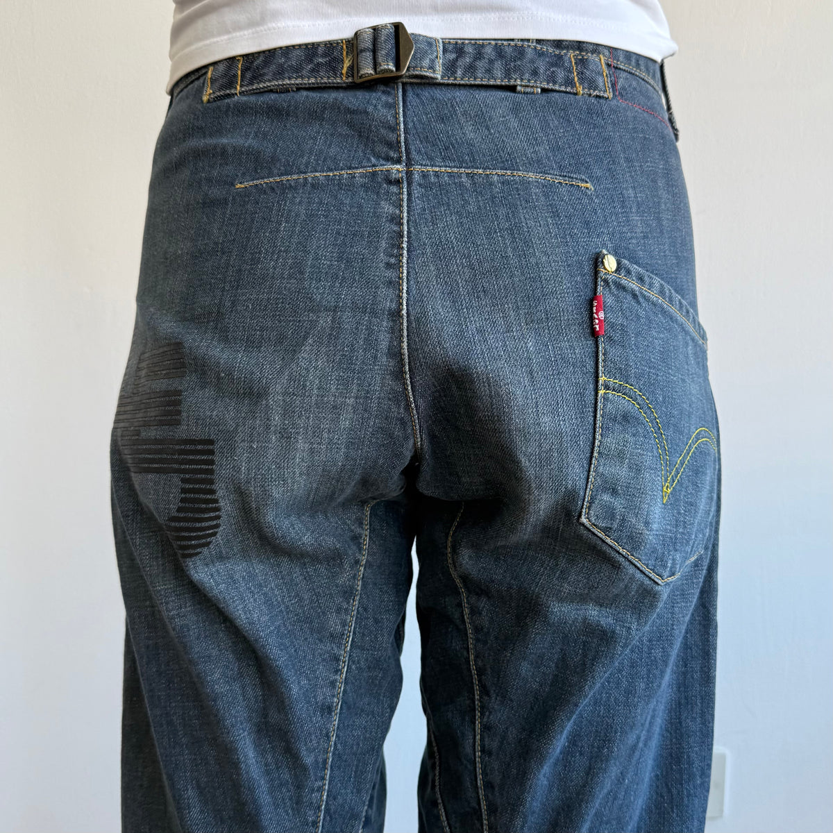 Levi’s Engineered cinch back jeans - Size 28x32