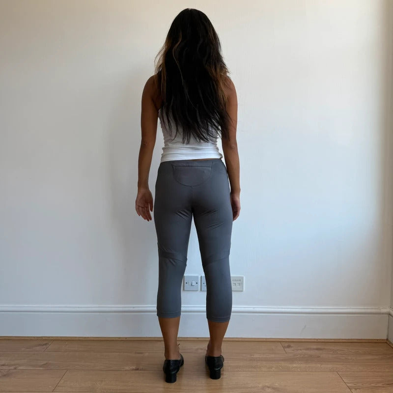 Grey USA pro cropped capris - Size S