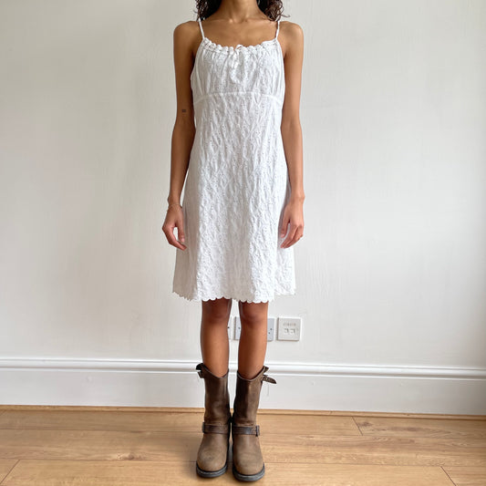 White milkmaid broderie anglaise mini dress - Size M