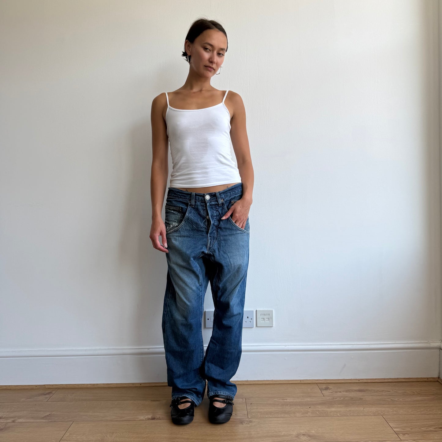Levi’s Engineered cinch back jeans - Size 32x34