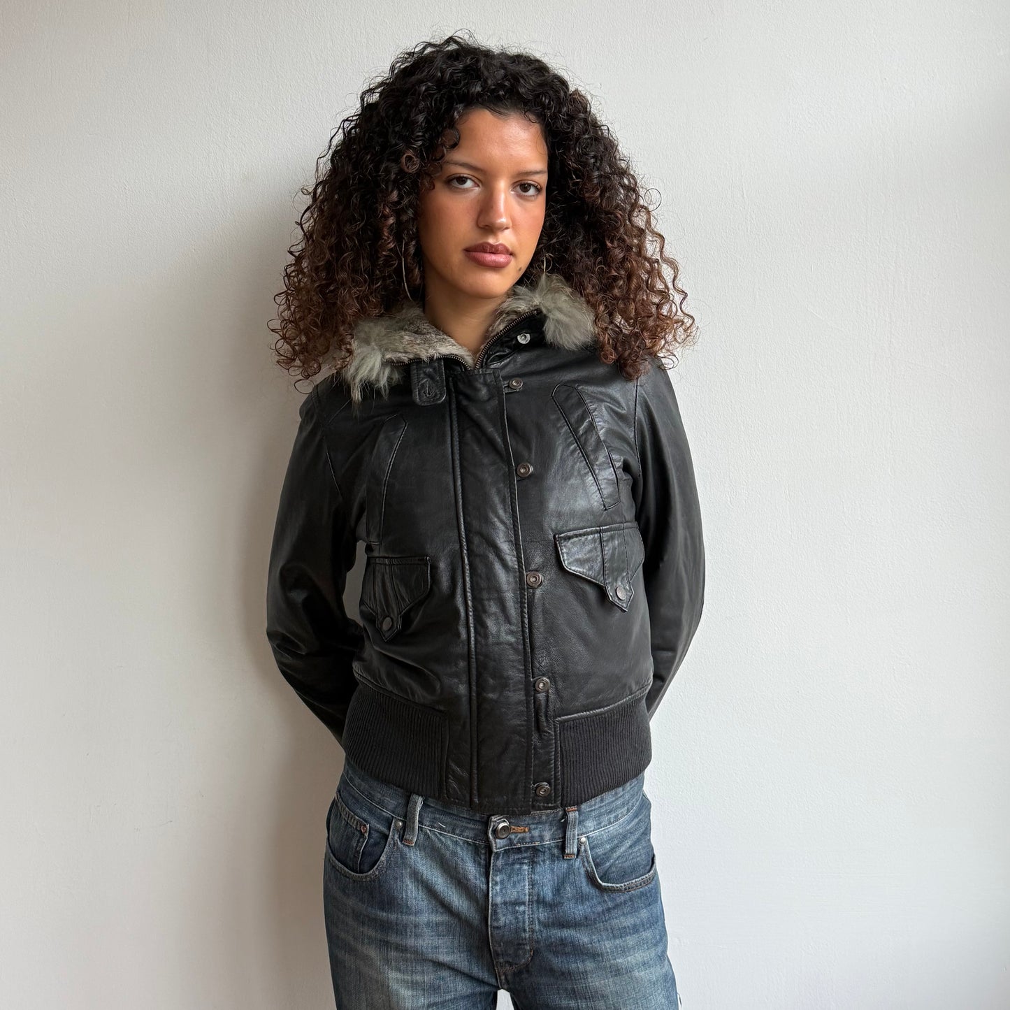Black leather fur hood bomber - Size S