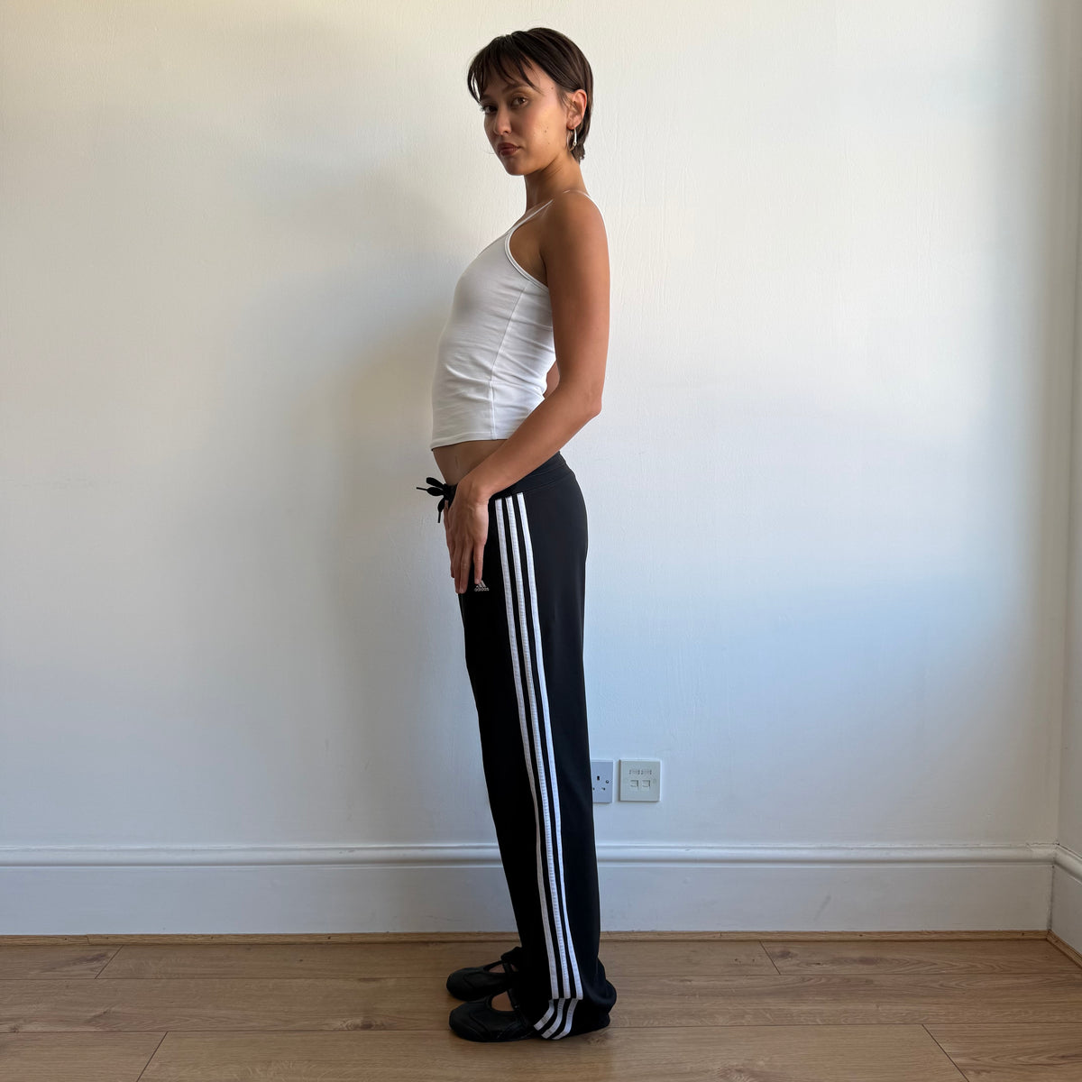 Black Adidas flared yoga pants - Size M-L