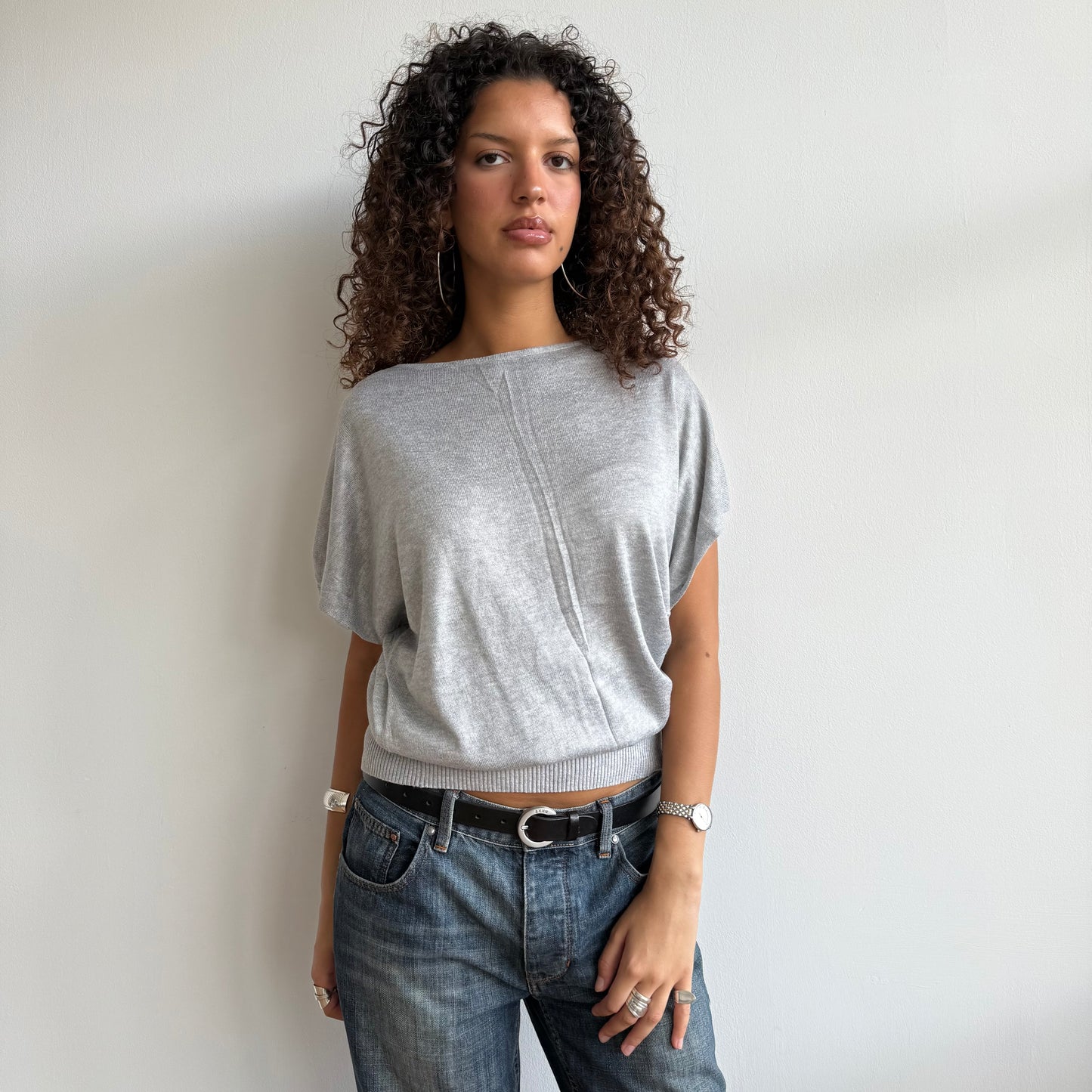 Light grey short sleeve slouchy knit - Size S/M