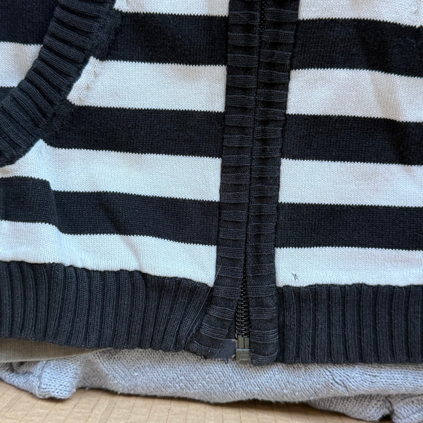 Black + white striped knit hoodie - Size S
