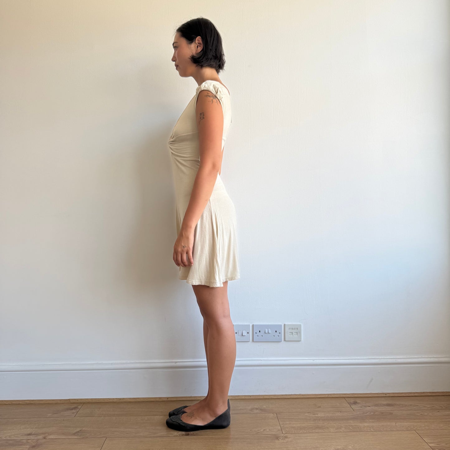 Beige keyhole twist dress - Size S