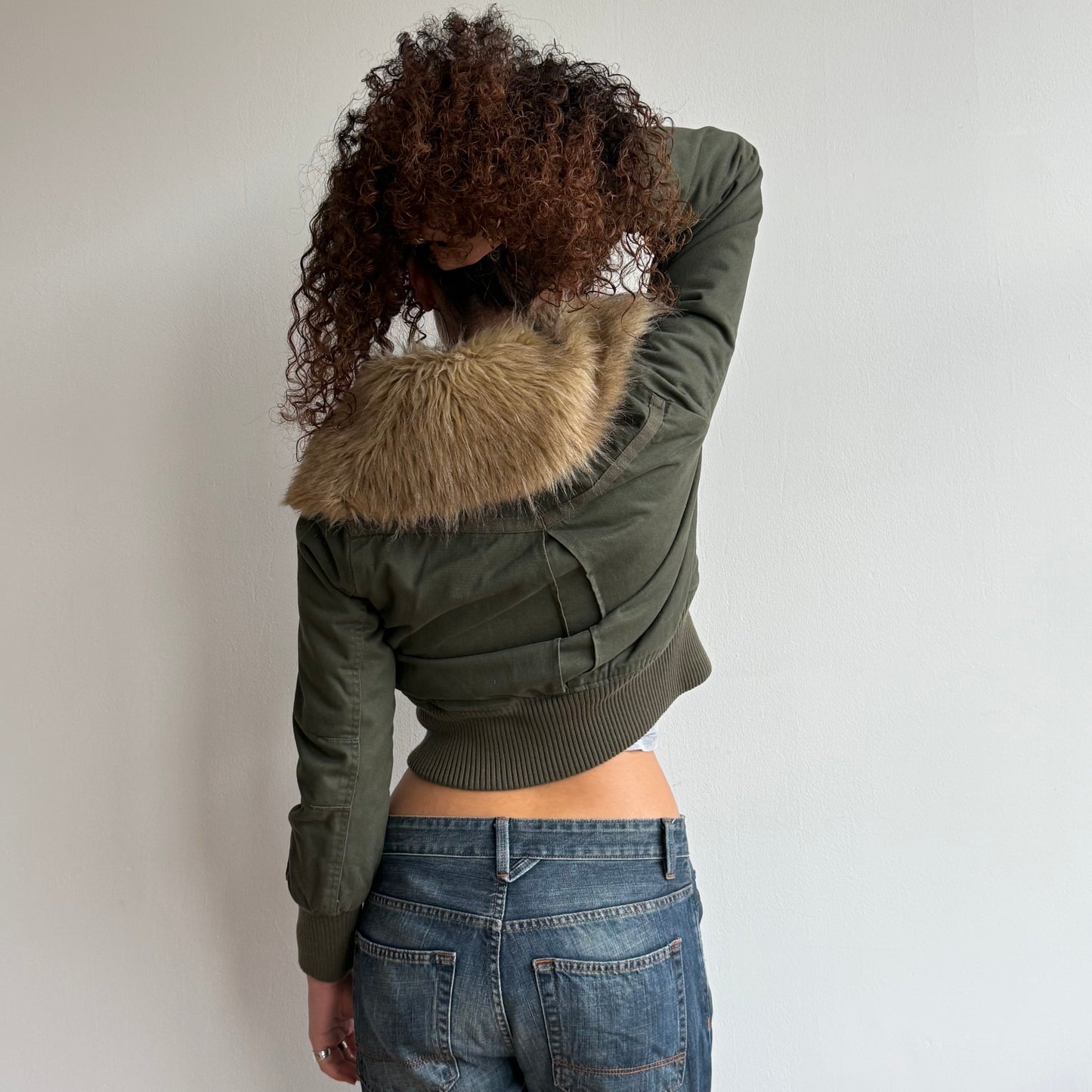 Khaki fur collar bomber - Size M