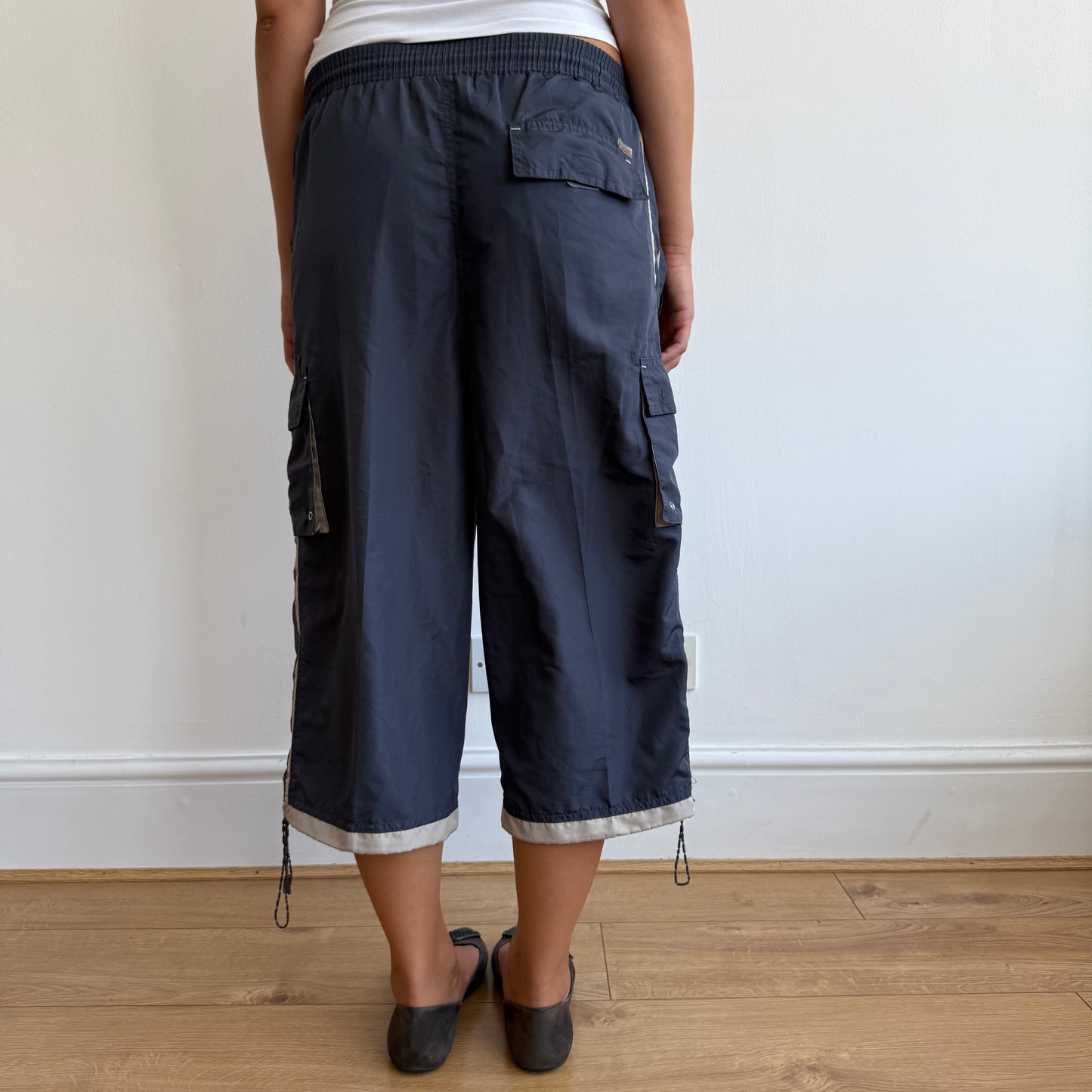 Navy toggle drawstring capris - Size S