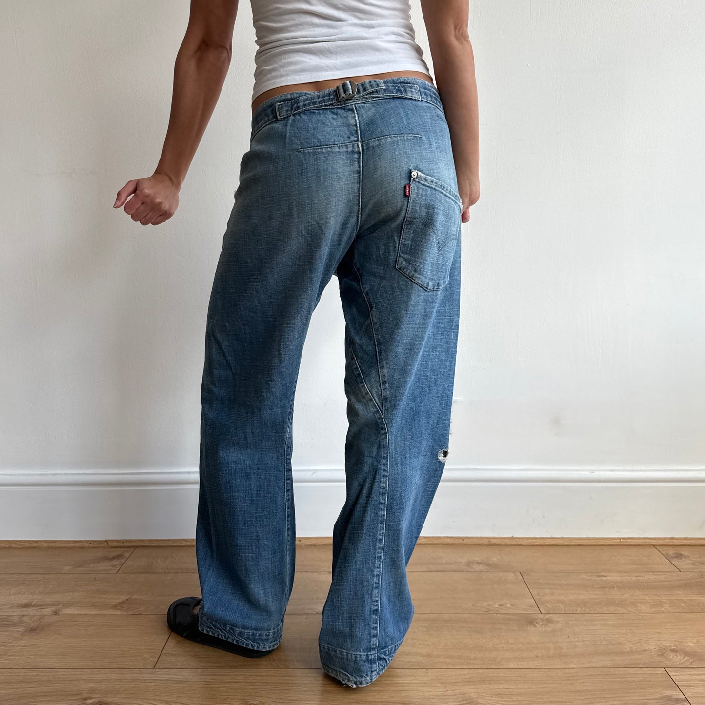 Levi’s Engineered cinch jeans - Size 32x32