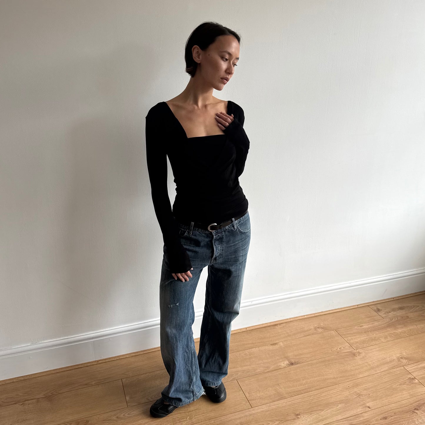 ‘The Keyhole Top’ long sleeve - Black