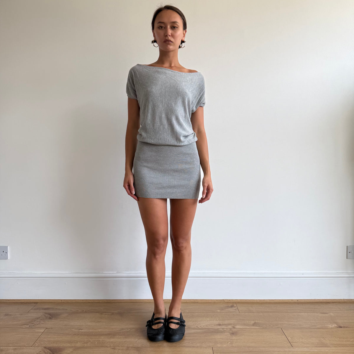 Grey knit short sleeve dress - Size S