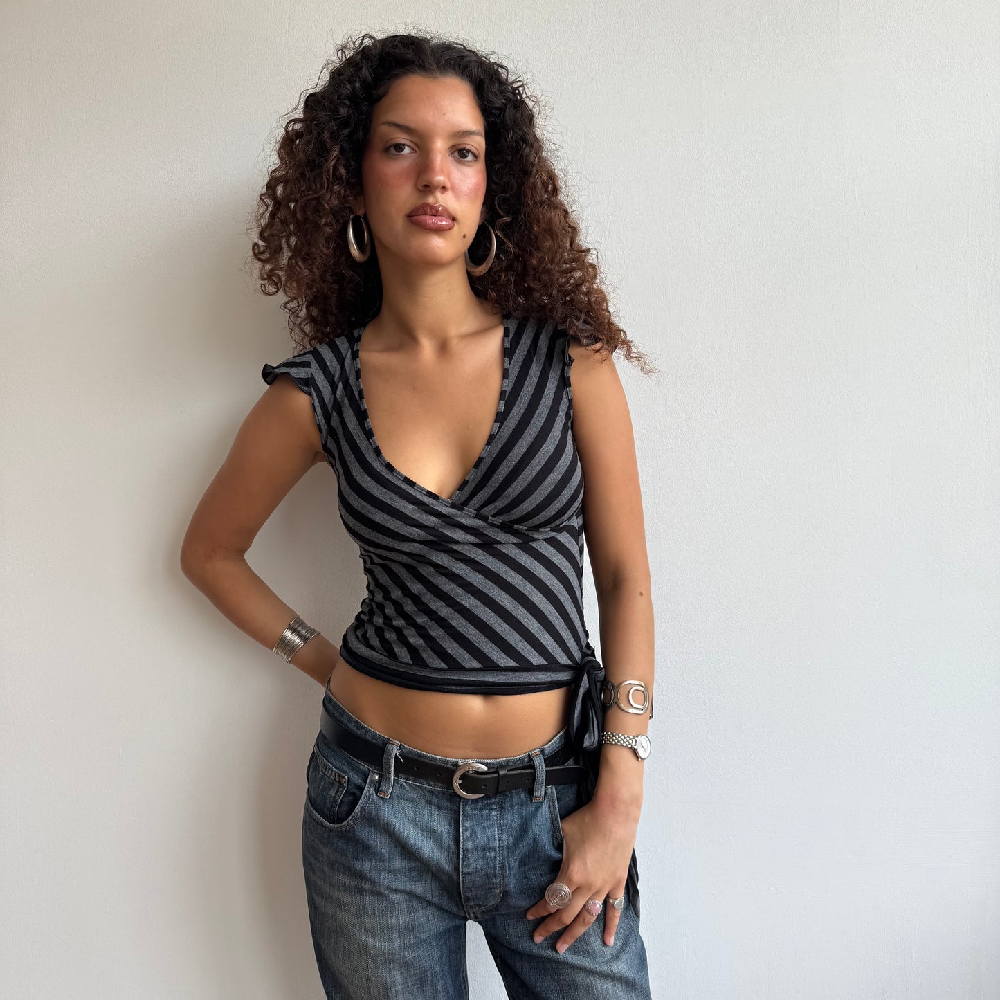 Black + grey stripe wrap t-shirt - Size S