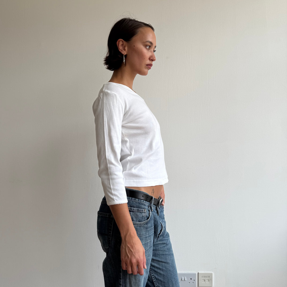 White 3/4 sleeve picot trim top - Size S
