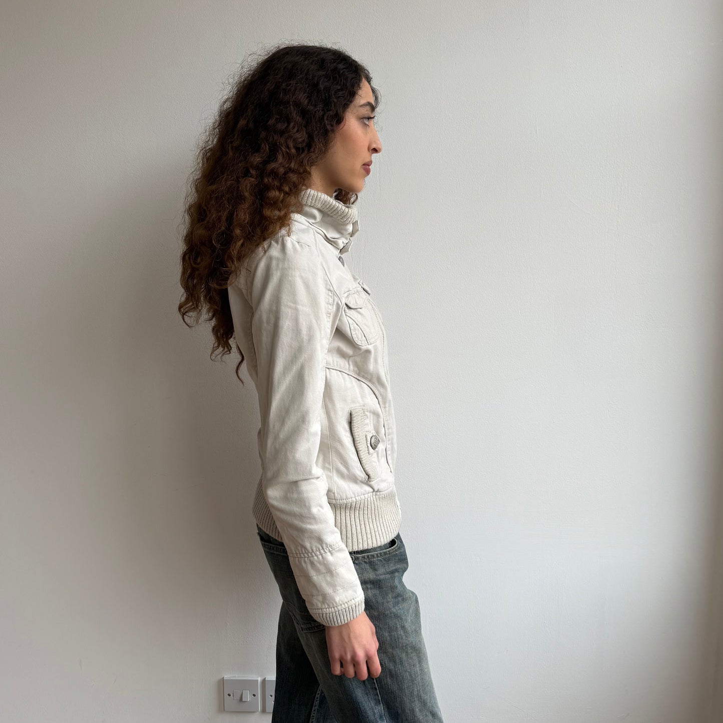 Cream cargo bomber jacket - Size S/M