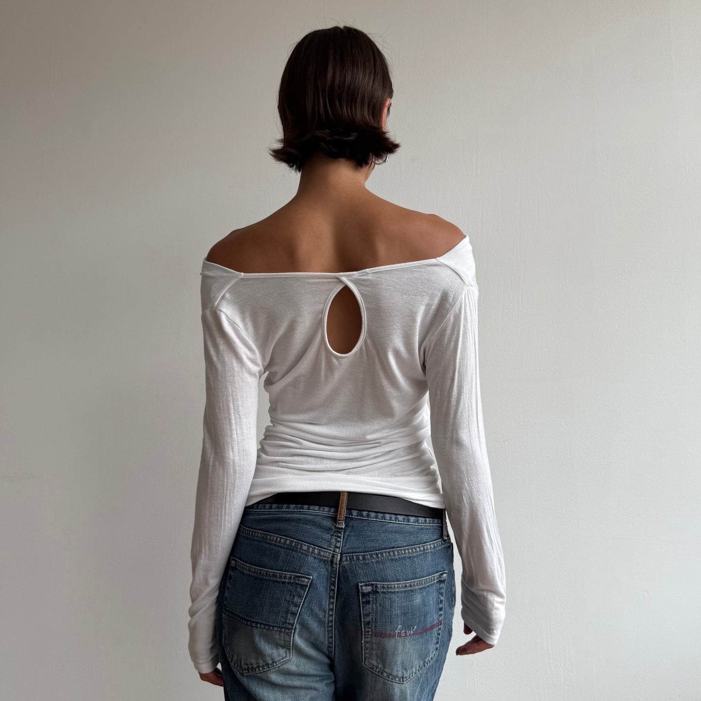 White long sleeve keyhole top - Size S